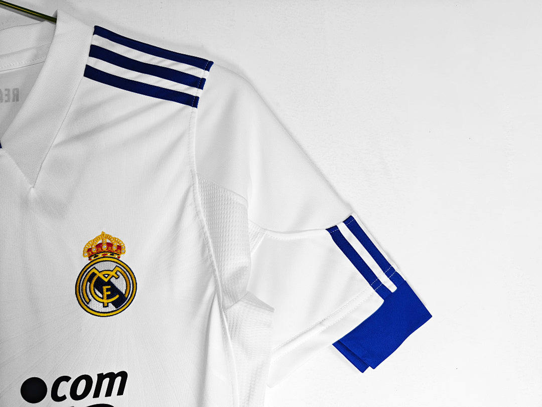 Real Madrid 2010/11 Local