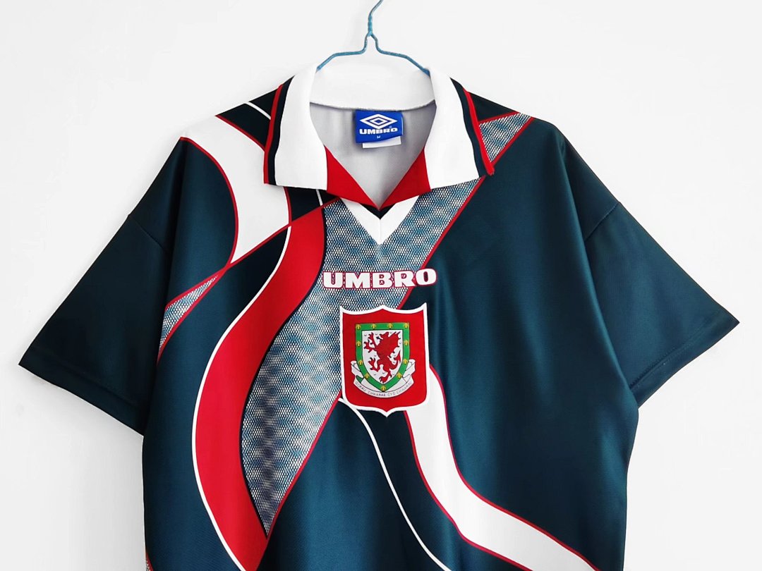 Gales 1994/95 Visitante