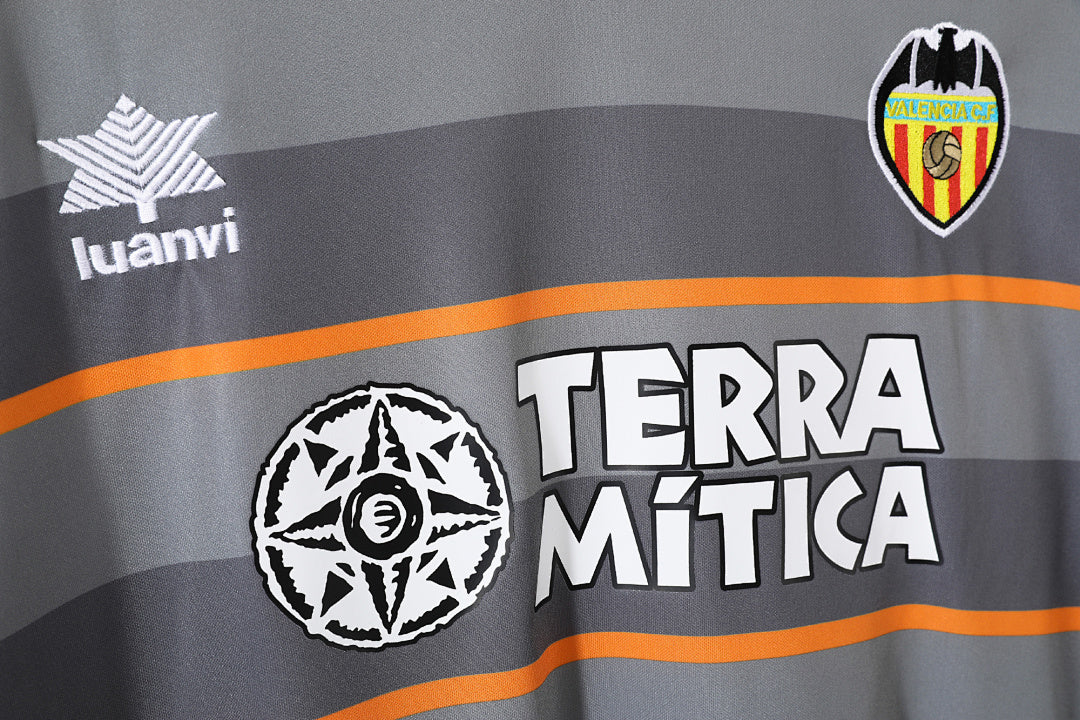 Valencia 1999/00 Segunda Visitante