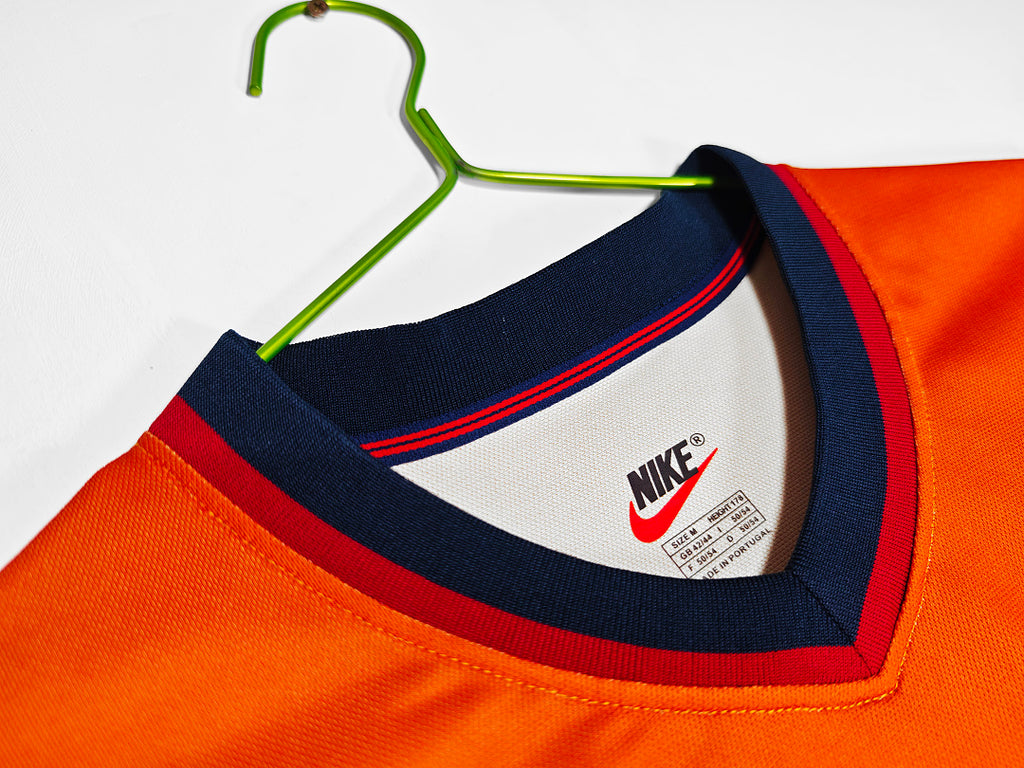 Barcelona 1998/99 Segunda Visitante Naranja