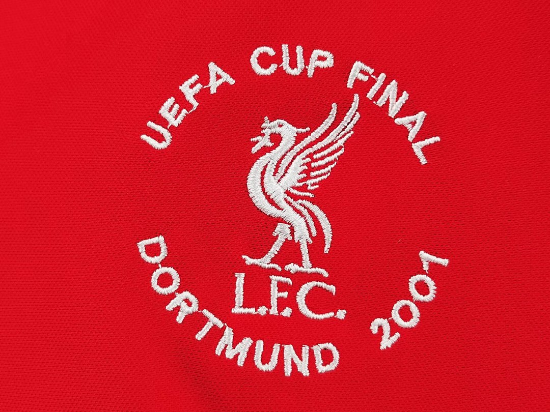 Liverpool 2000/01 Local Retro