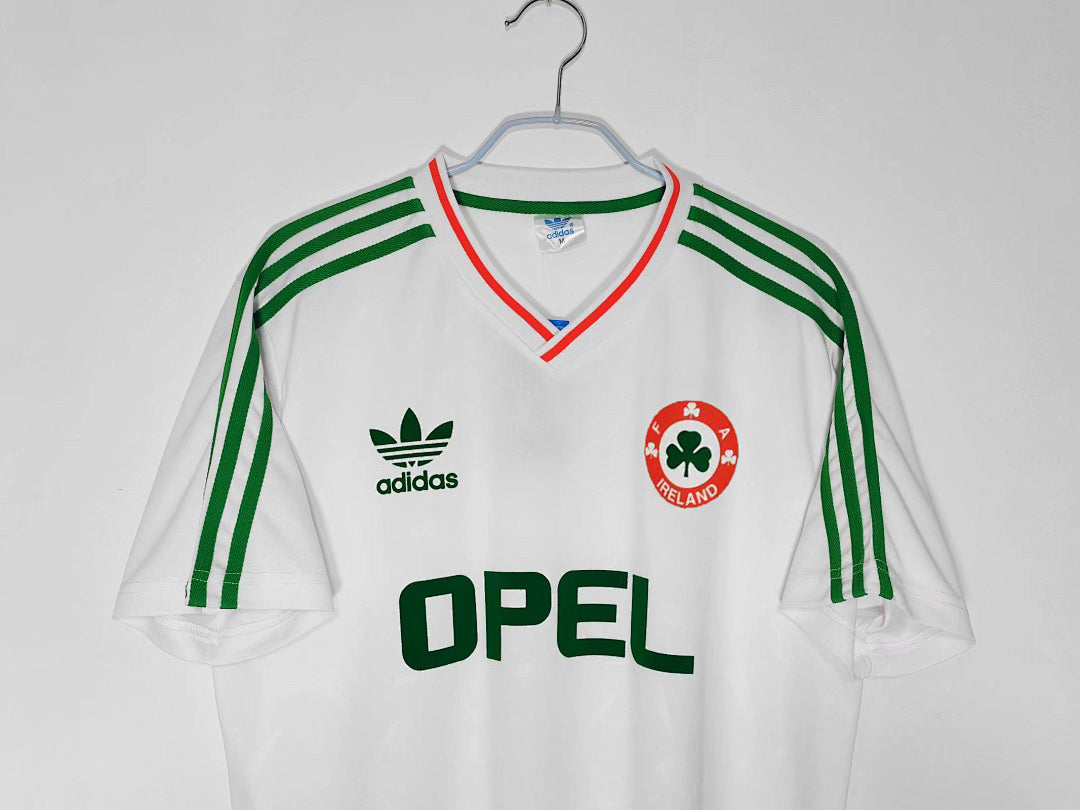 Irlanda 1990/92 Visitante