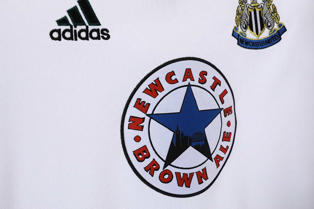 Newcastle United 1999/00 Visitante Retro