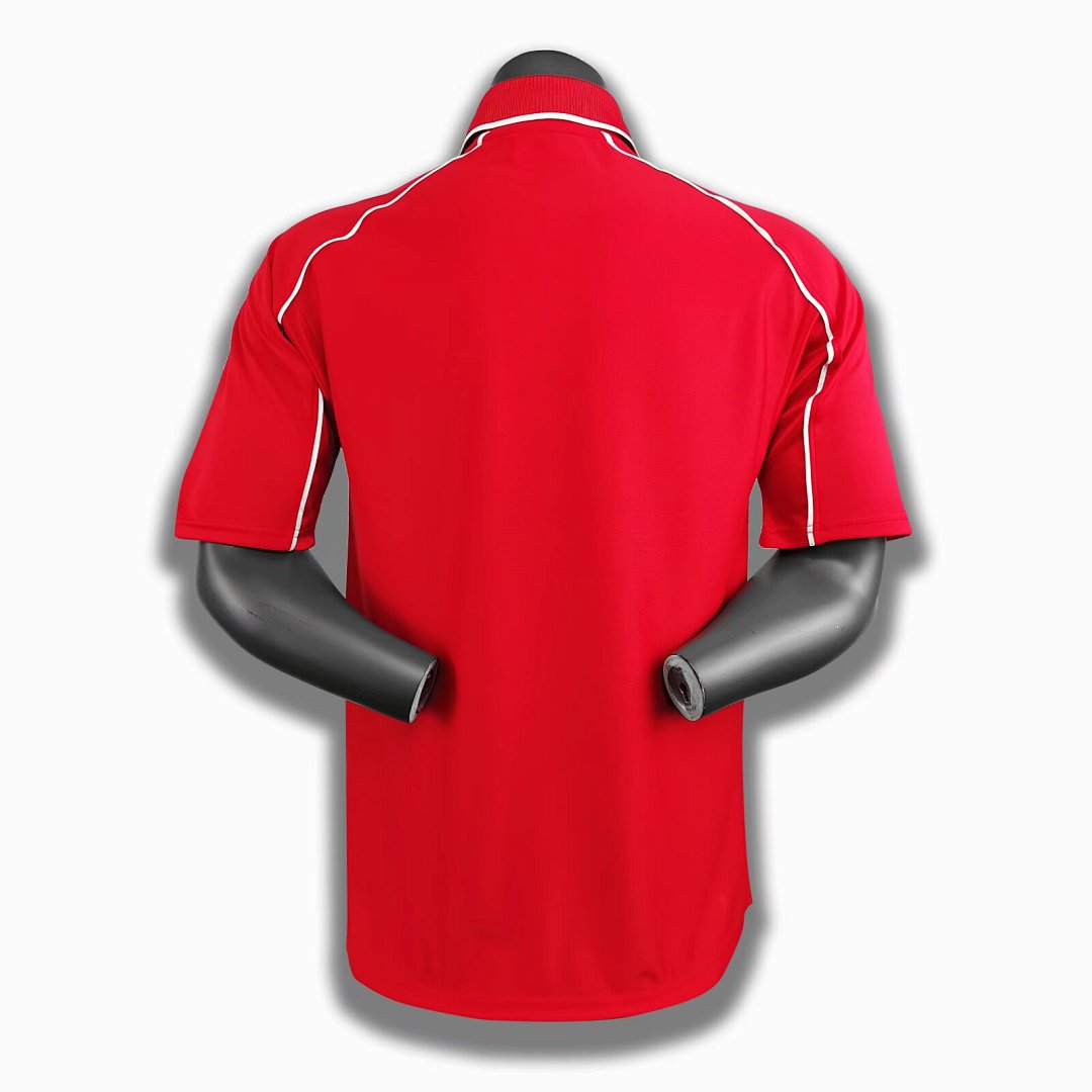 Liverpool 2000/01 Local Retro