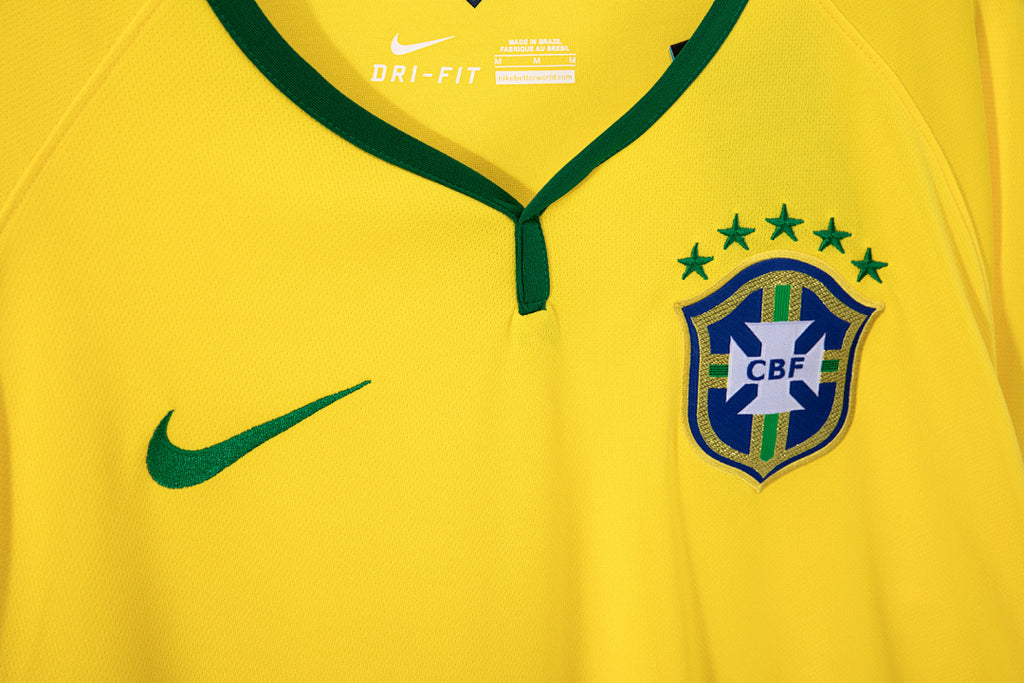 Brasil 2014 Local Retro