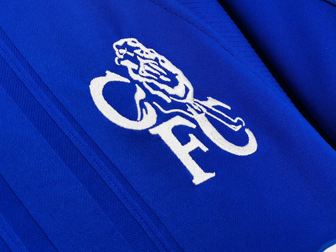 Chelsea 1999/01 Local