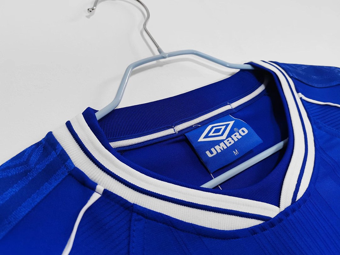 Chelsea 1999/01 Local