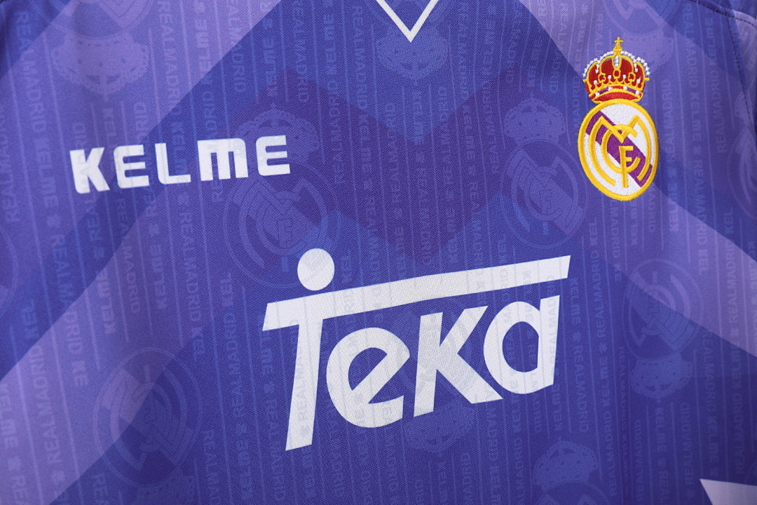 Real Madrid 1996/97 Visitante Retro