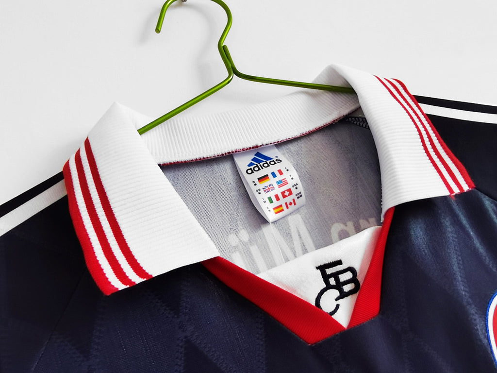 Bayern Múnich 1997/99 Local Retro