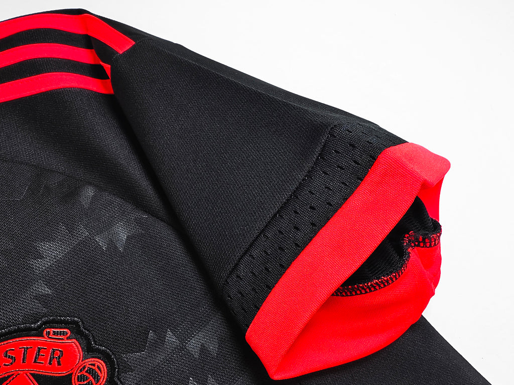 Manchester United 2015/16 Segunda Visitante Negro