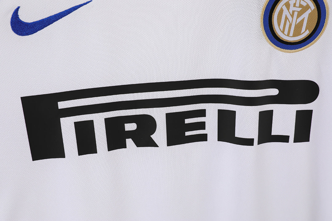 Inter de Milán 2010/11 Visitante Blanco Retro