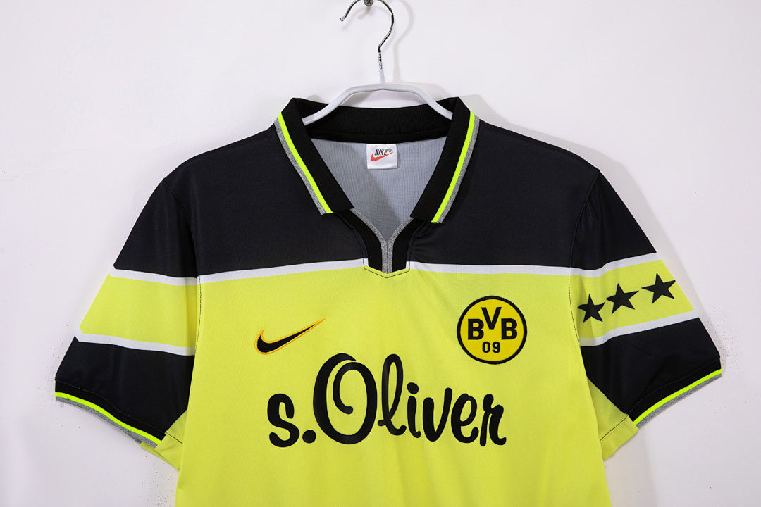 Borussia Dortmund 1997 Local