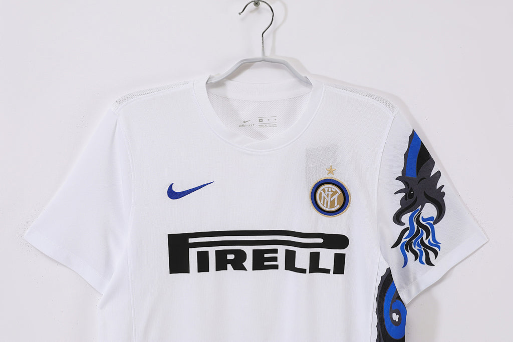 Inter de Milán 2010/11 Visitante Blanco Retro