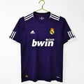 Real Madrid 2010/11 Segunda Visitante Morado