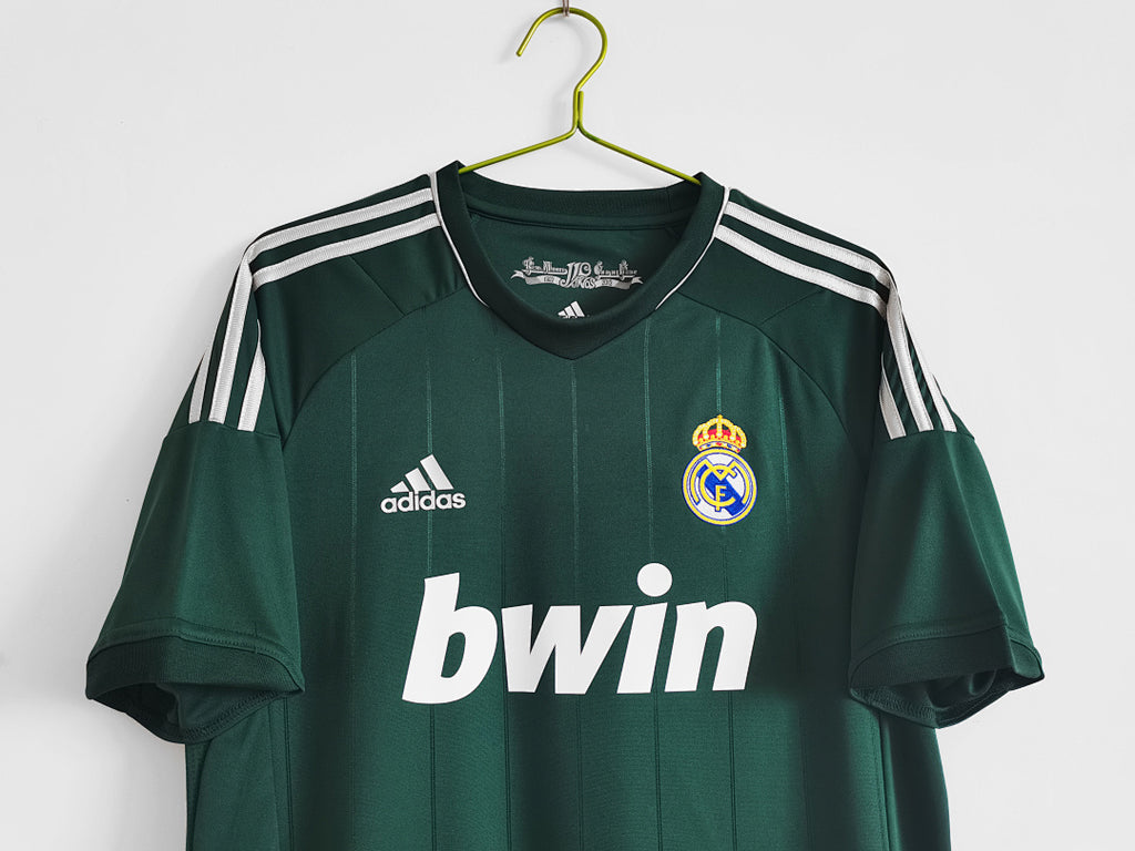Real Madrid 2012/13 Segunda Visitante Retro