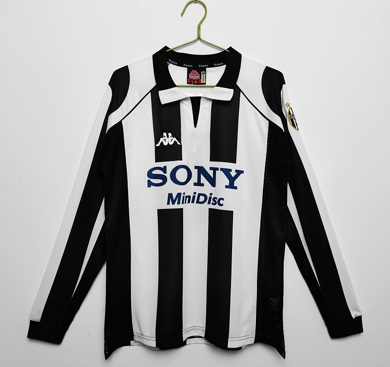 Juventus 1997/98 Local Manga Larga Retro
