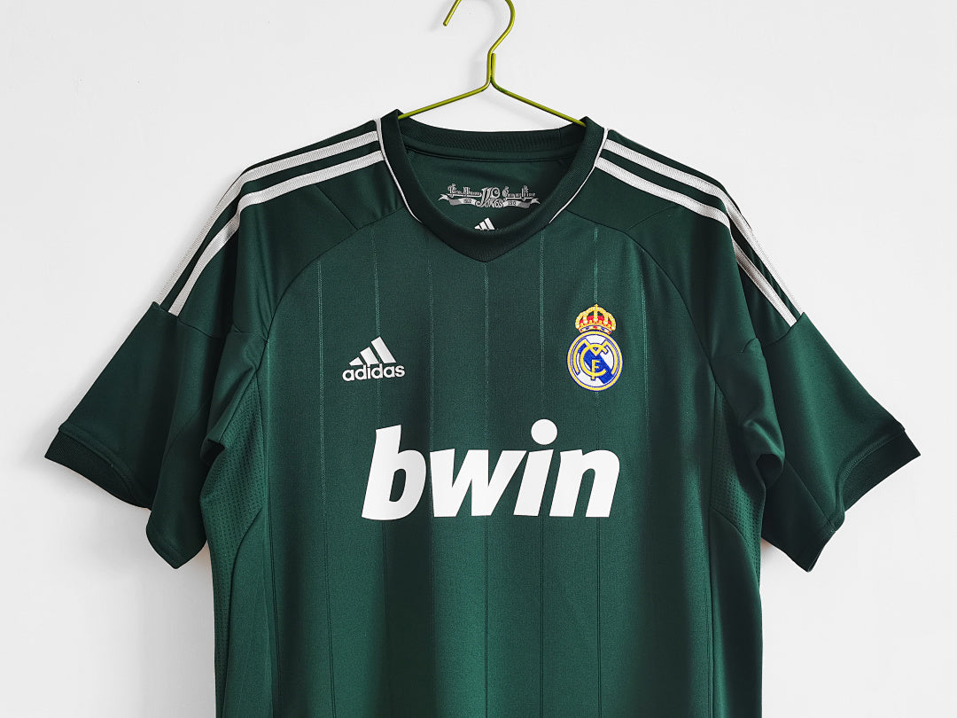 Real Madrid 2012/13 Segunda Visitante Retro