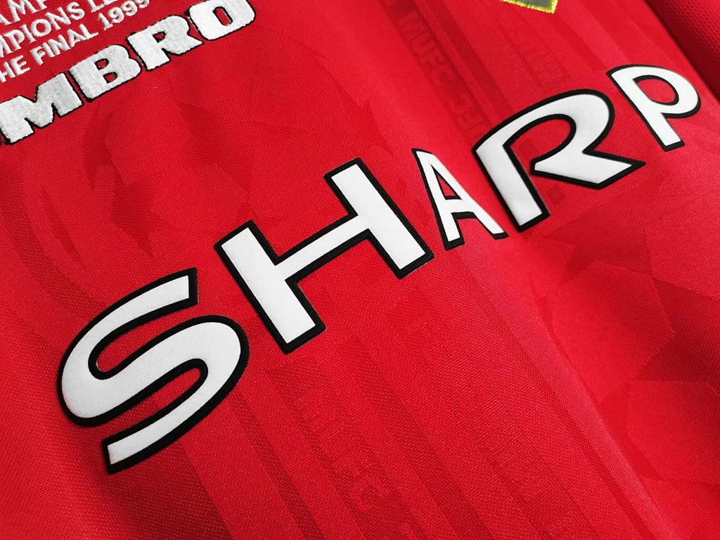 Manchester United 1999/00 Local Manga Larga