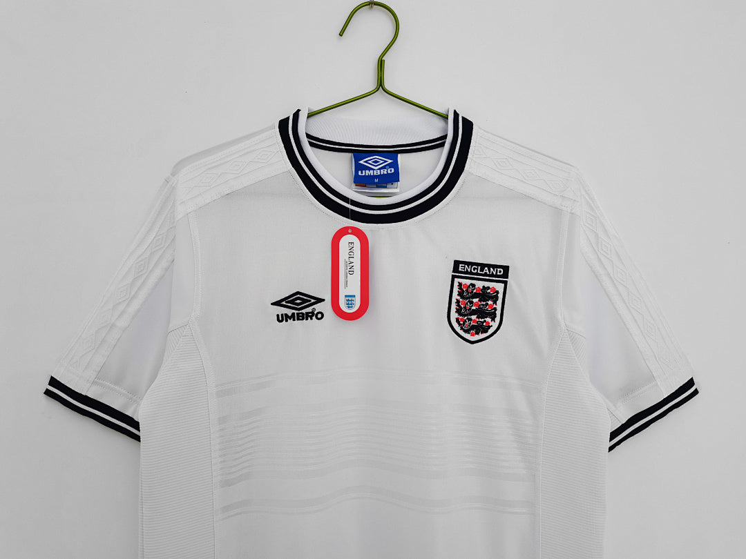 Inglaterra 1999/01 Local Retro