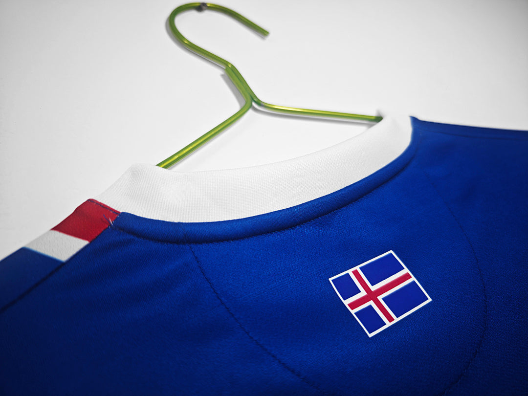 Islandia 2016/17 Local Retro
