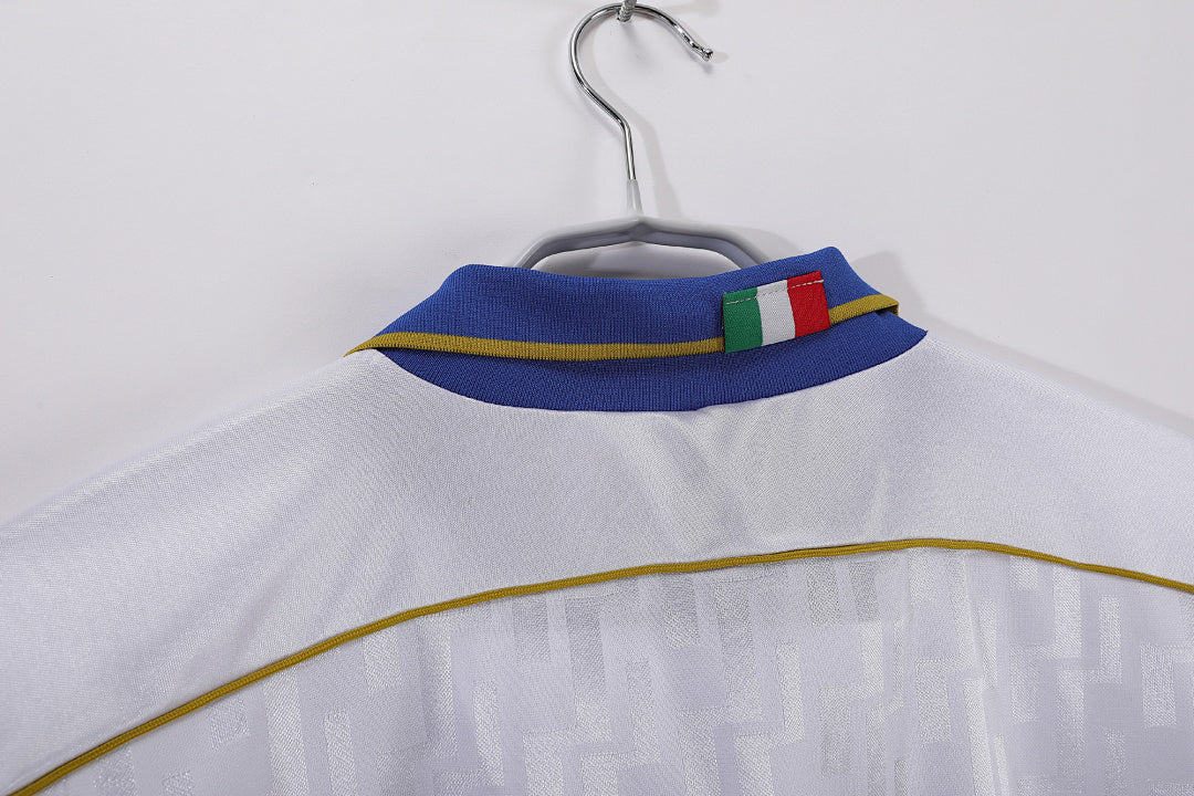 Italia 1995 Visitante Blanco