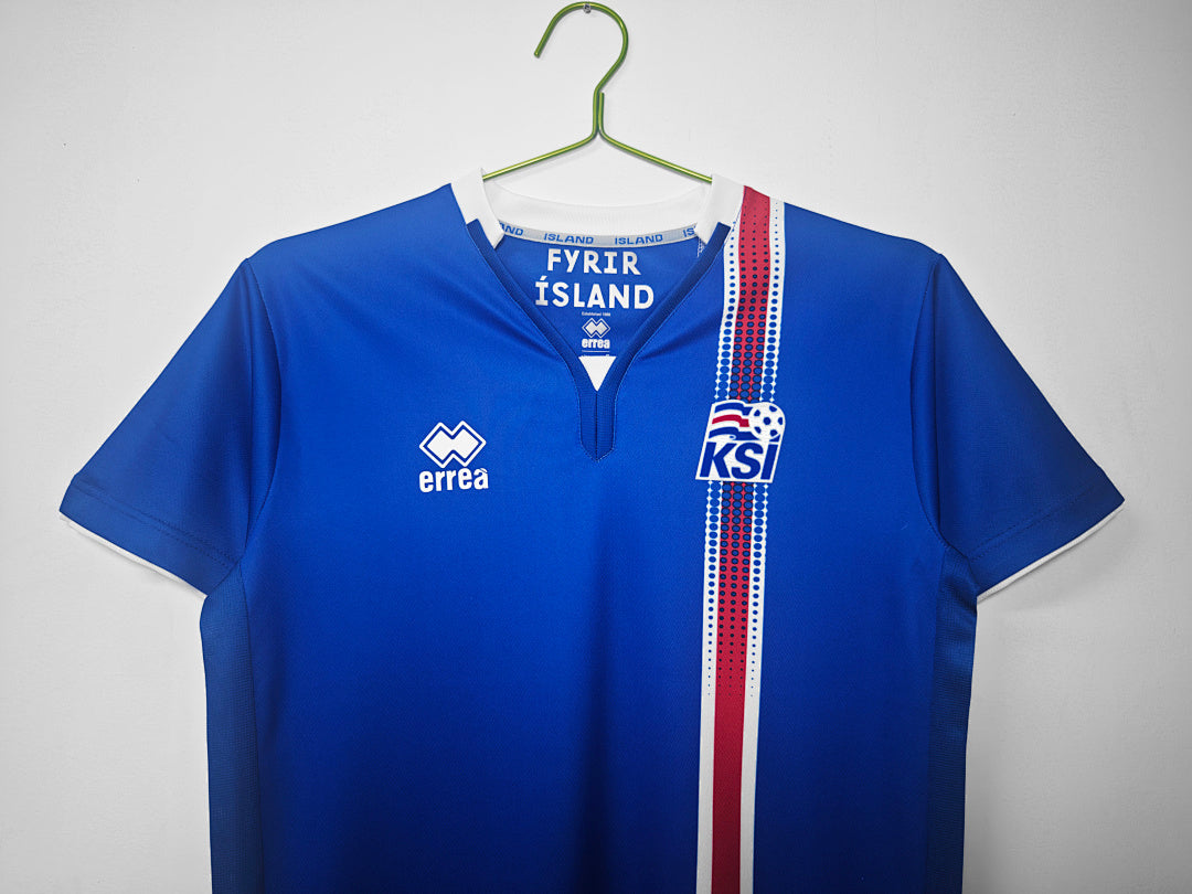 Islandia 2016/17 Local Retro