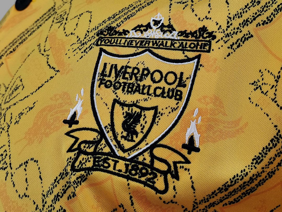 Liverpool 1994/96 Segunda Visitante Amarillo