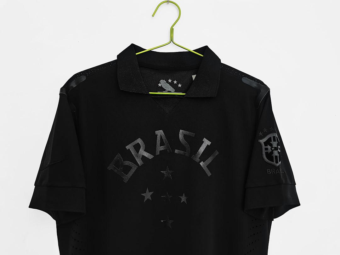 Brasil 2013/14 Negro Versión Jugador Versión Clásica Retro