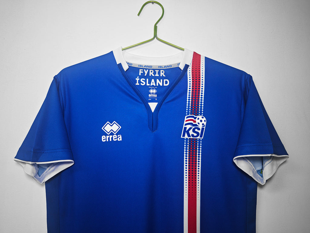 Islandia 2016/17 Local Retro