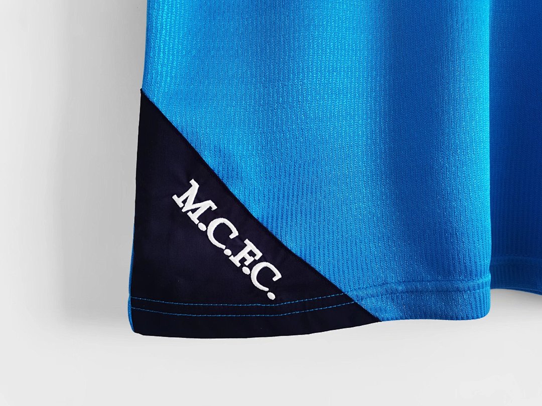 Manchester City 1999/01 Local