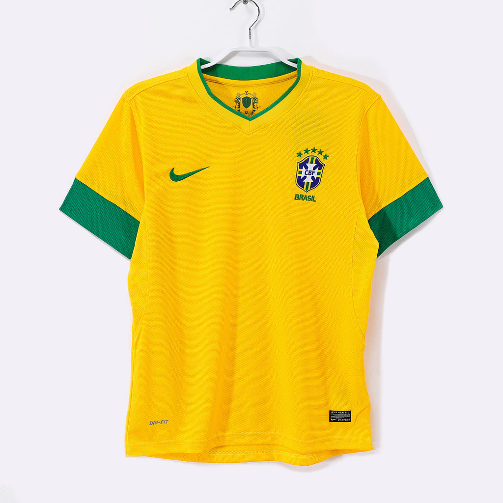 Brasil 2012/13 Local Retro