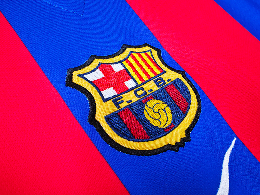 Barcelona 2001/02 Local Retro