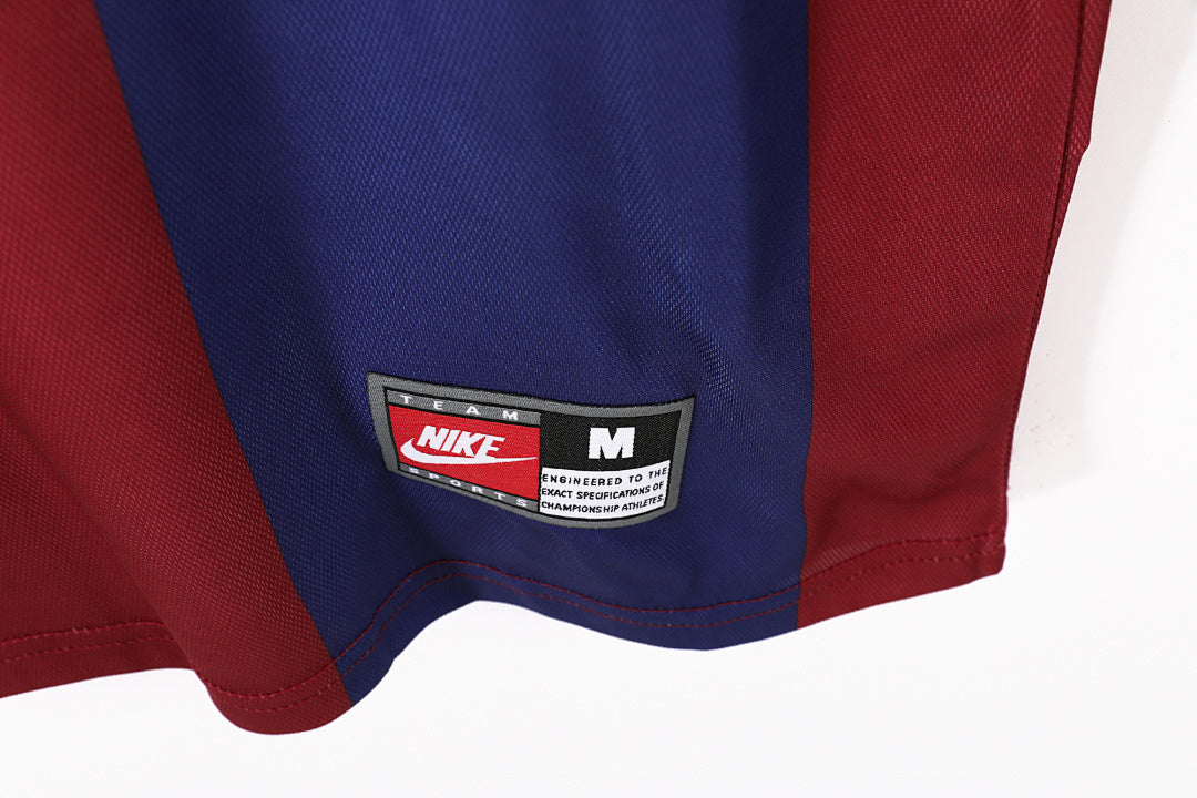 Barcelona 1998/99 Local Retro