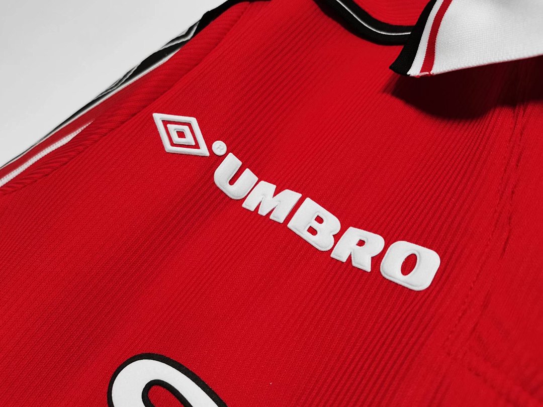 Manchester United 1998/99 Local Manga Larga