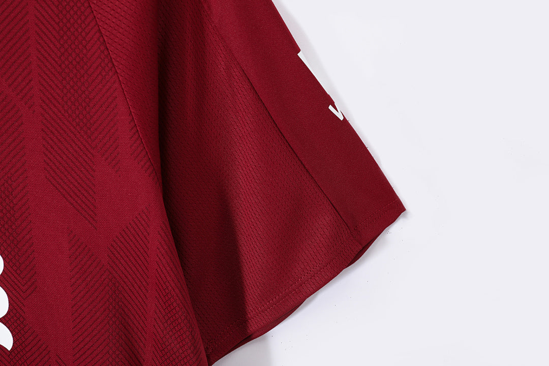 Liverpool 2018/19 Local Retro