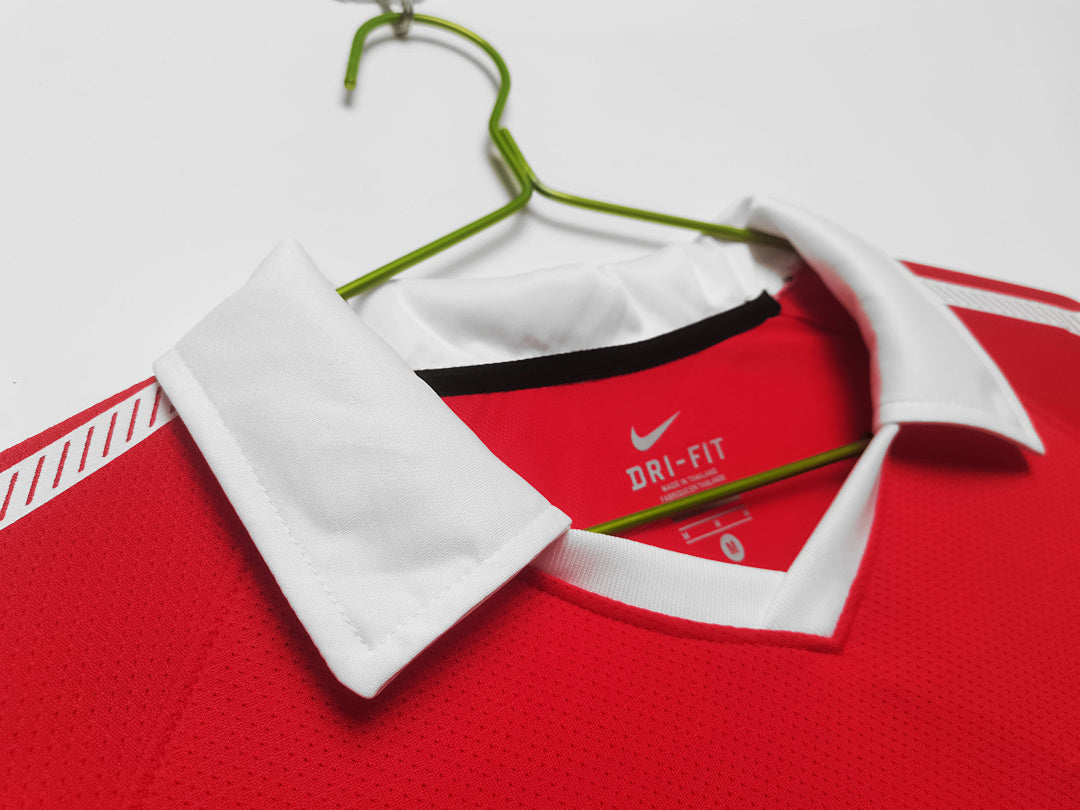 Manchester United 2010/11 Local Retro
