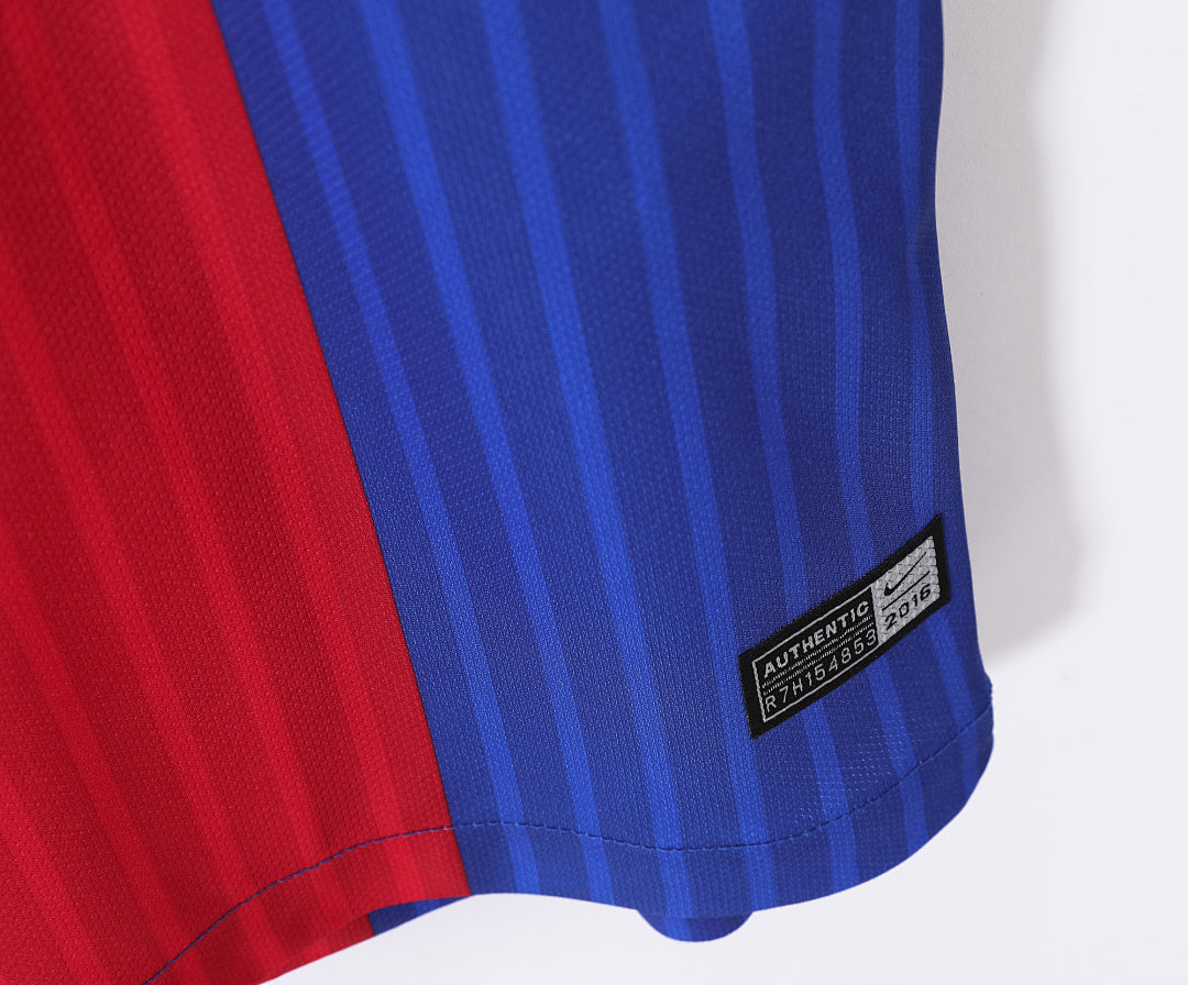Barcelona 2016/17 Local Retro