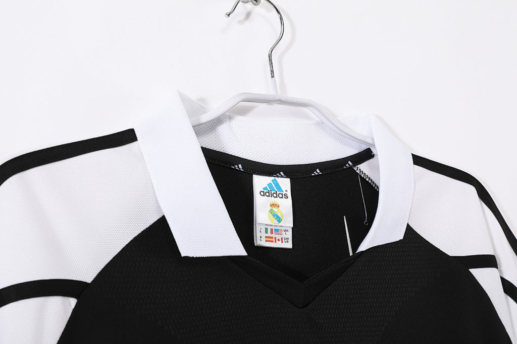 Real Madrid 2001/02 Visitante Retro