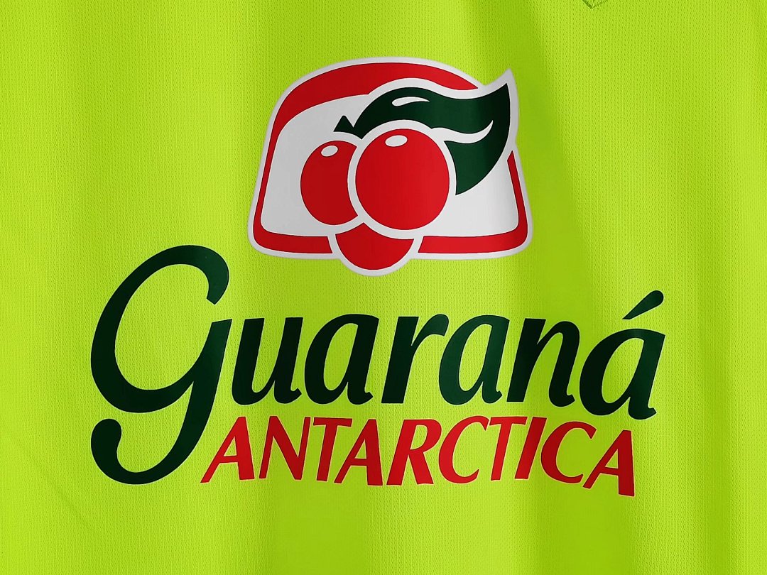 Brasil 2020 Verde Flúor Entrenamiento