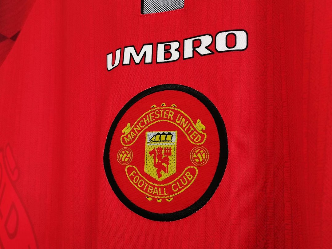 Manchester United 1996/97 Local Manga Larga