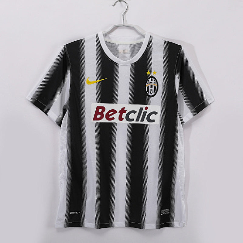 Juventus 2011/12 Local