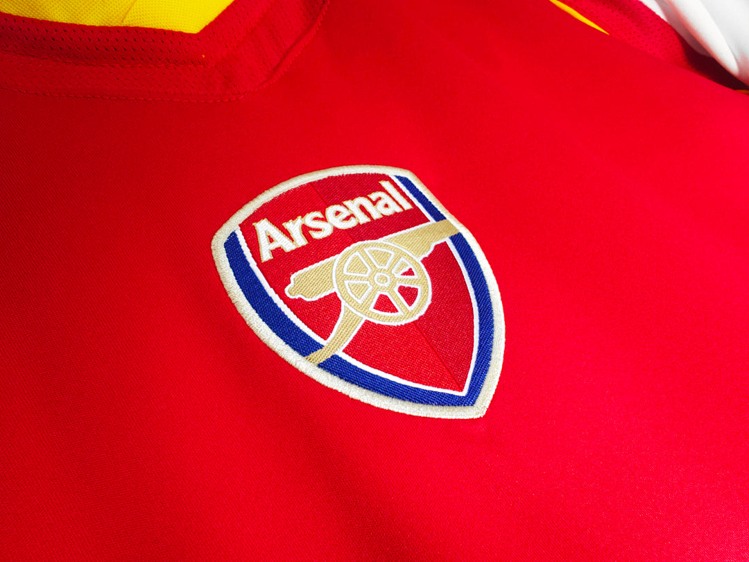 Arsenal 2004/05 Local