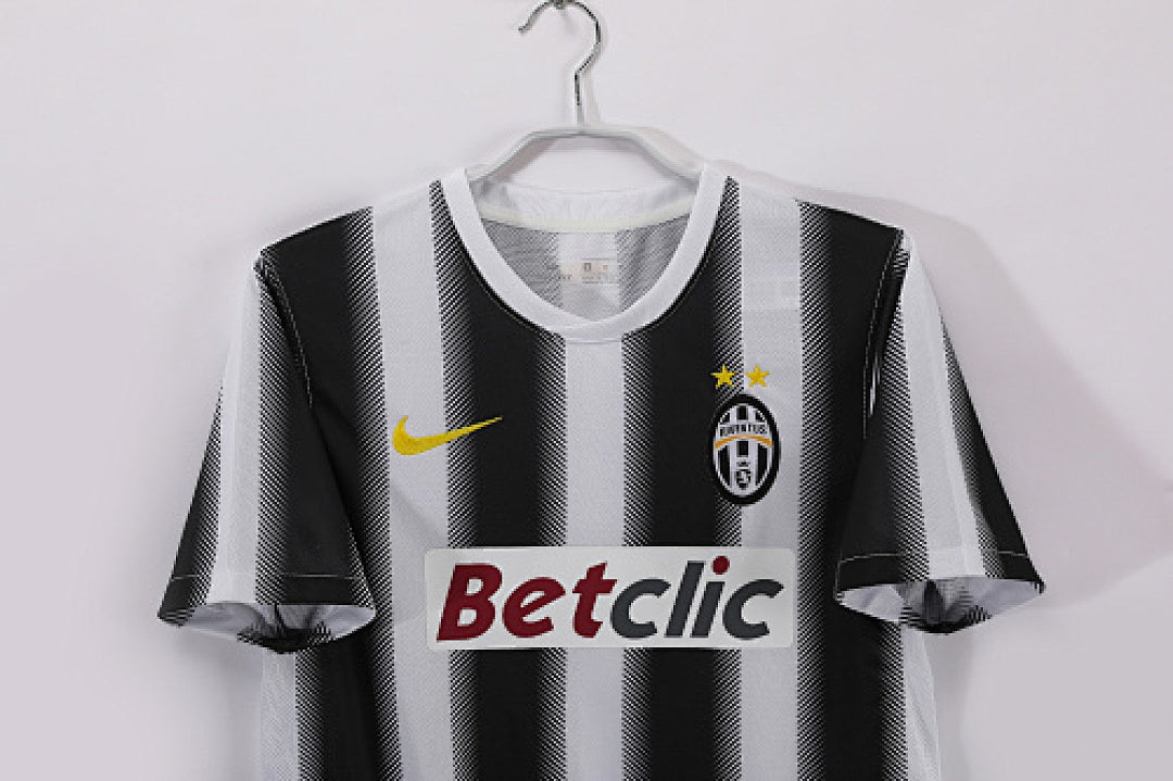 Juventus 2011/12 Local
