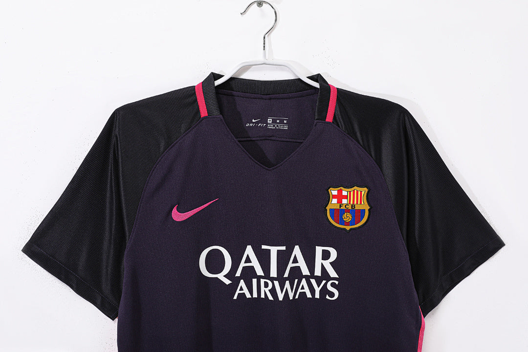 Barcelona 2016/17 Visitante Morado