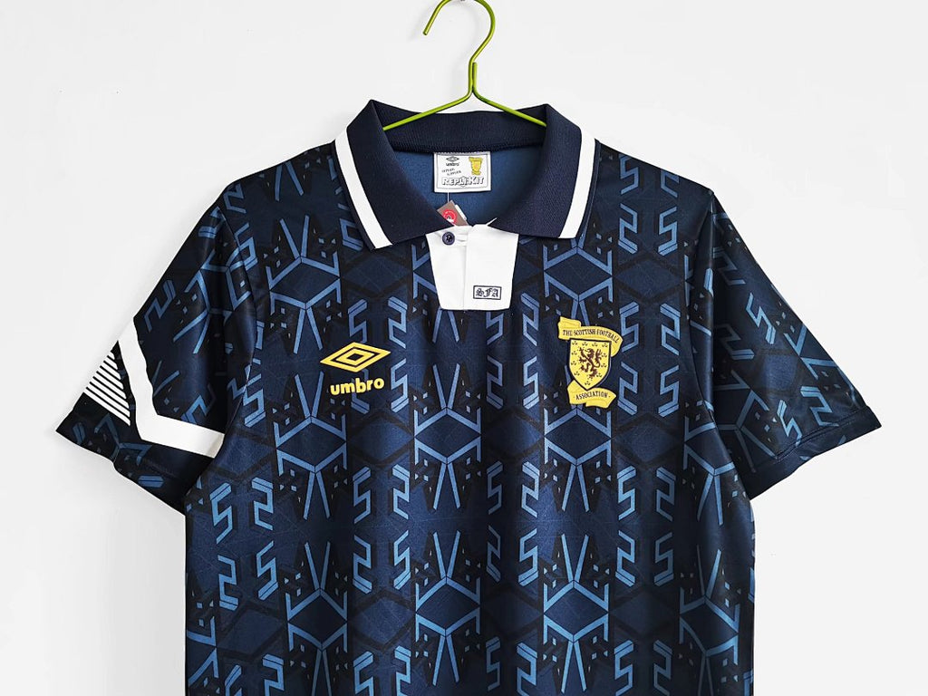 Escocia 1992/93 Local