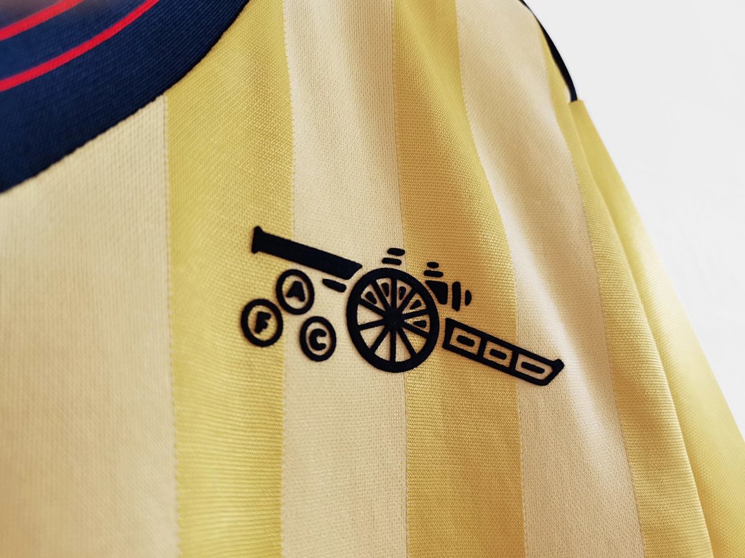Arsenal 1983/86 Visitante
