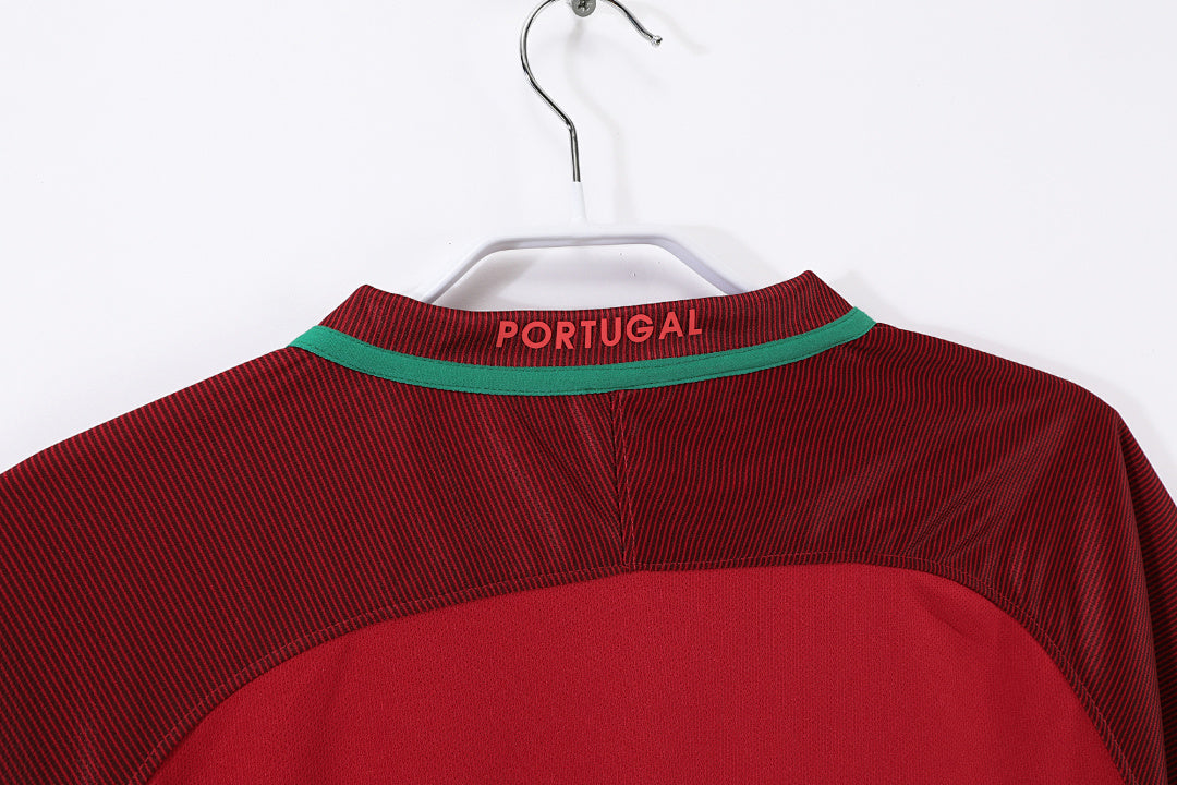 Portugal 2016 Local Retro
