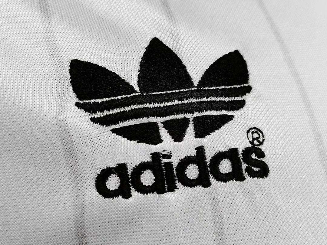 Manchester United 1983 Visitante
