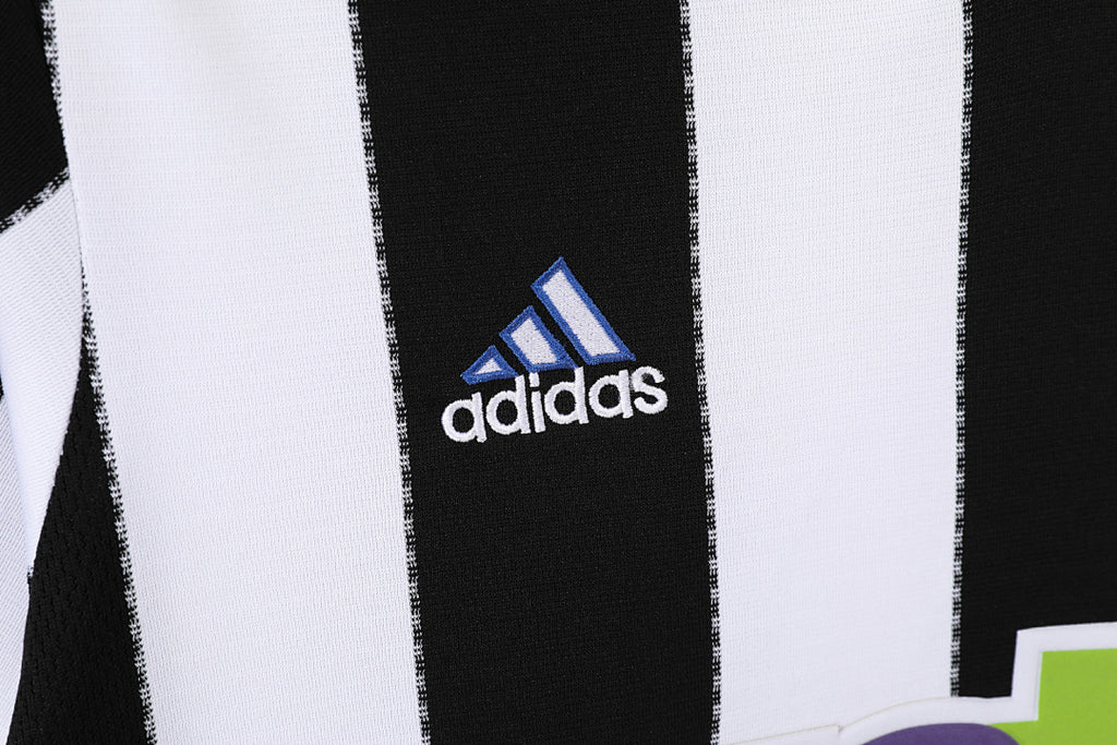 Newcastle United 2000/01 Local Retro