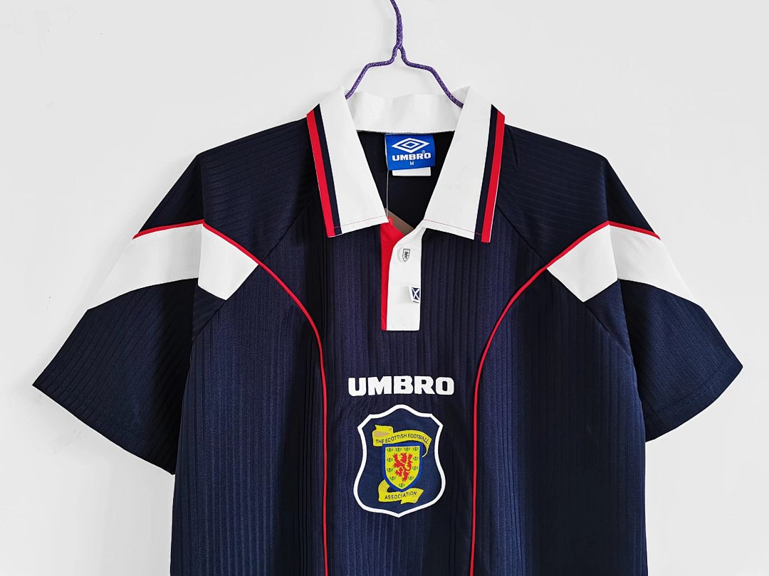 Escocia 1996/98 Local